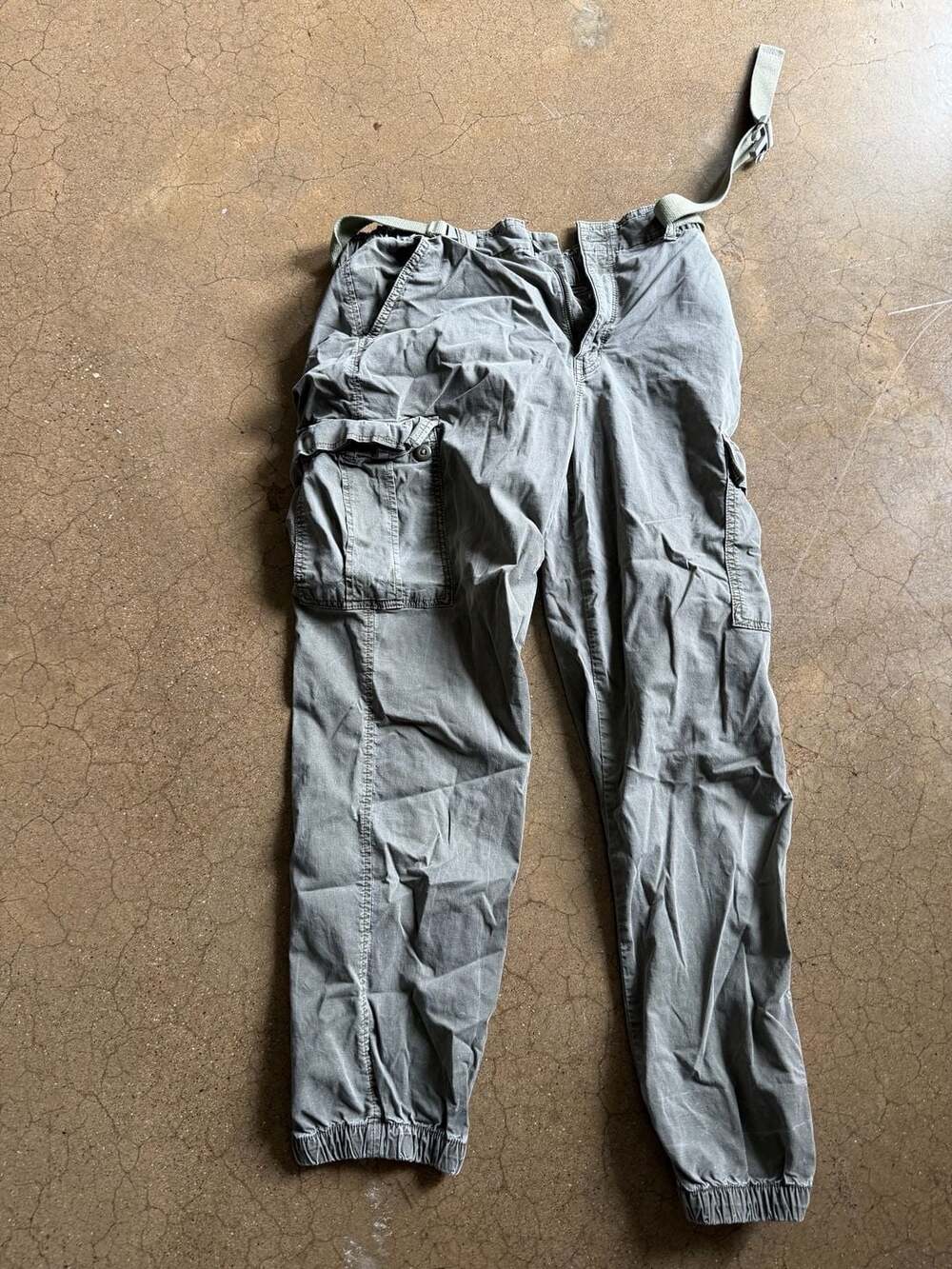 American Eagle Outfitters Women's Utility Cargo Jogger Pants with Belt